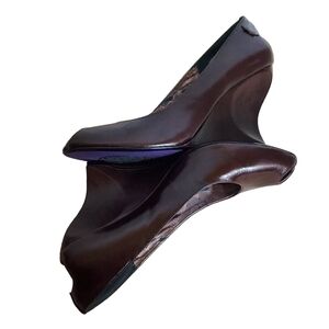 Kenzie Brown and Purple Heels